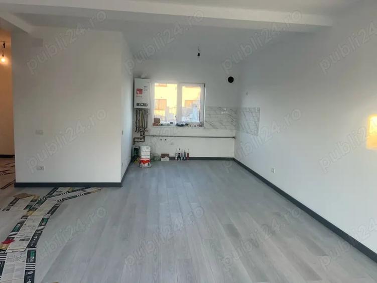 Casă cu 3 camere cu Teren 600 Mp în Dumbrăvița