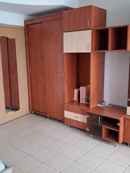Garsonieră semidecomandată în Runcu