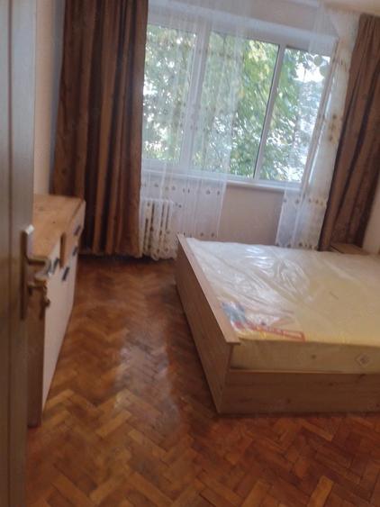 Apartament cu 2 camere semidecomandat în Iancului