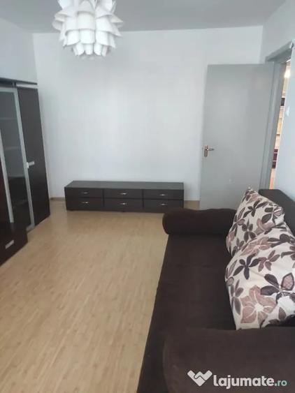 Apartament cu 3 camere decomandat în Timișoara