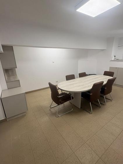 Spațiu comercial, de 93 mp, în Central