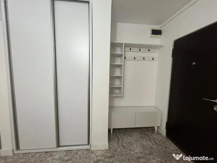 Apartament cu 2 camere decomandat în Exterior Vest