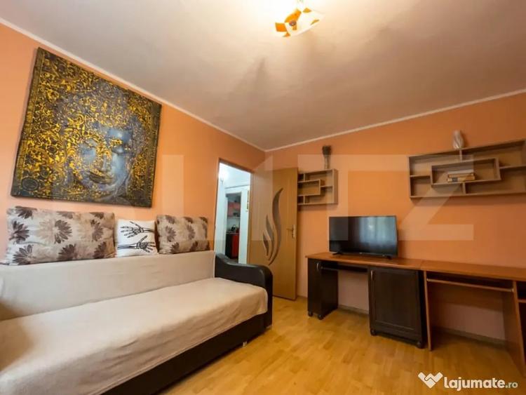 Apartament cu 2 camere semidecomandat în Central