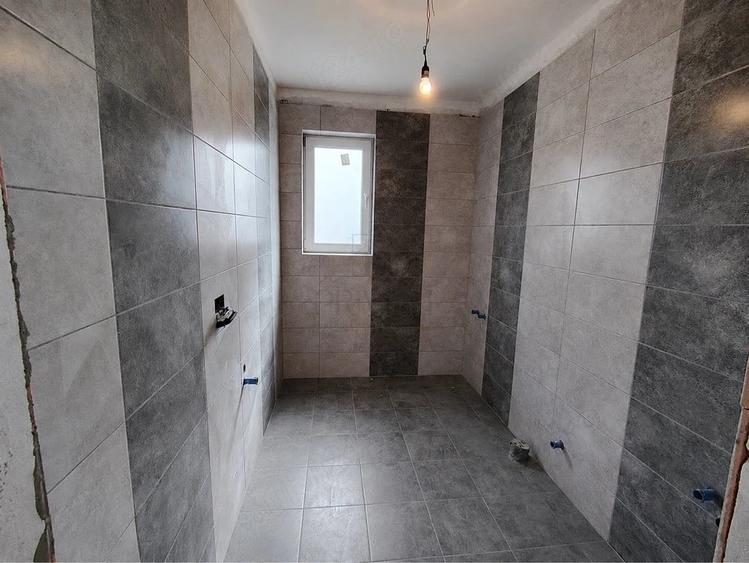 Casă cu 3 camere cu Teren 830 Mp în Albina