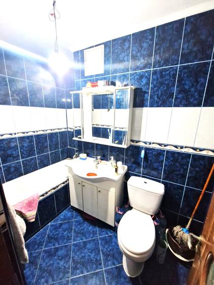 Apartament cu 4 camere decomandat în Militari