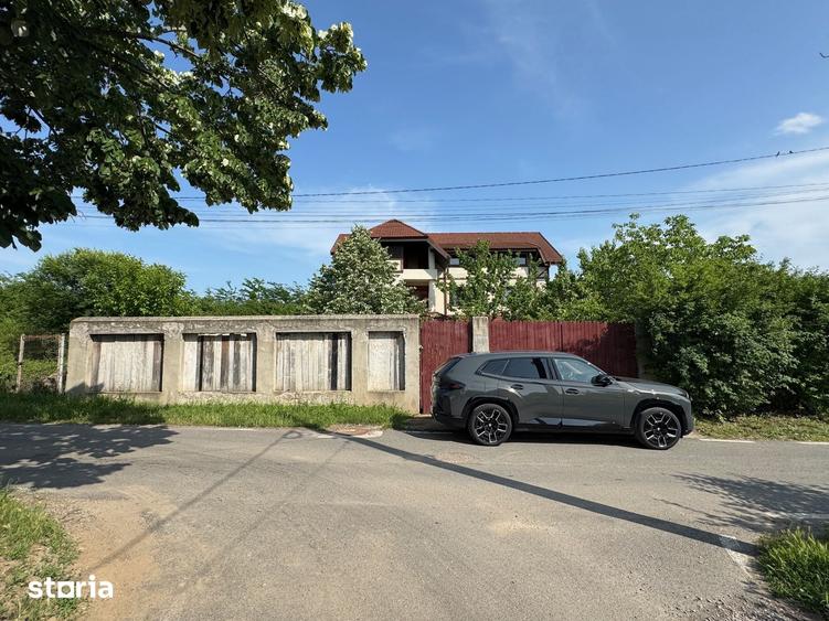 Casă cu Teren 970 Mp în Brănești