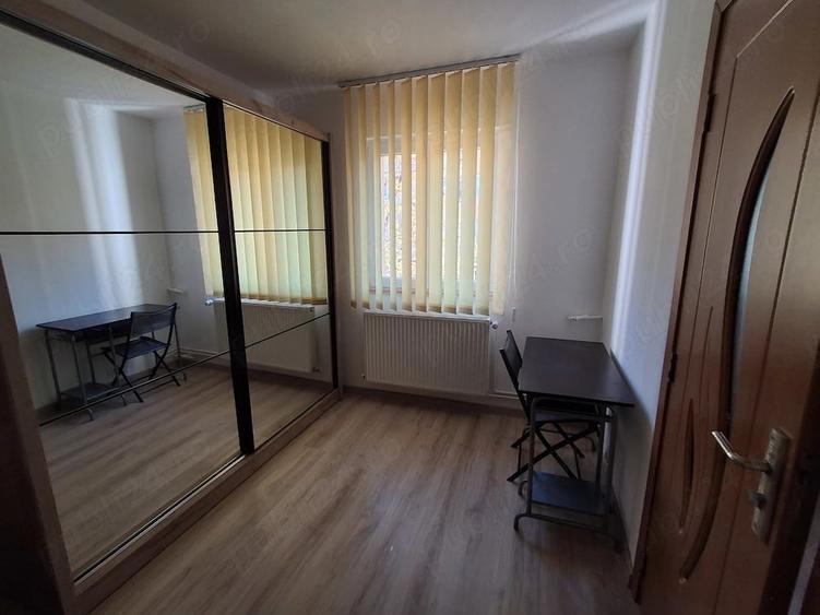 Apartament cu 2 camere semidecomandat în Complex Studențesc