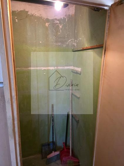 Apartament cu 3 camere semidecomandat în Titan