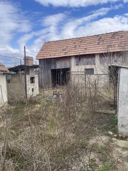 Casă cu 2 camere în Central