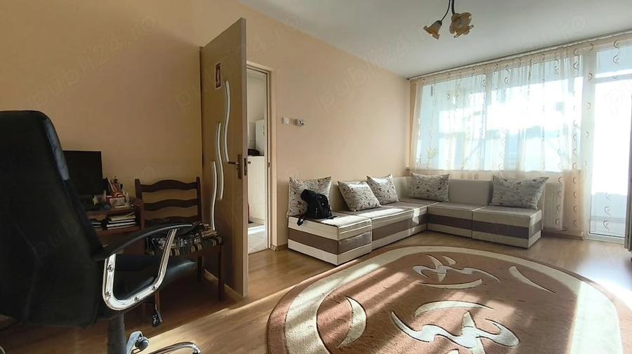 Apartament cu 2 camere semidecomandat în Gojdu