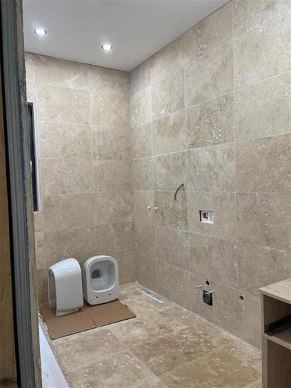 Casă individuală cu 4 camere cu Teren 8000 Mp în Câmpuri