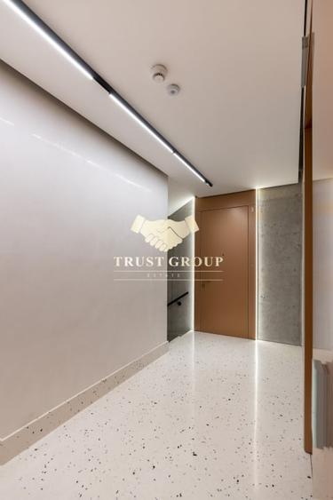 Apartament cu 4 camere decomandat în Kiseleff