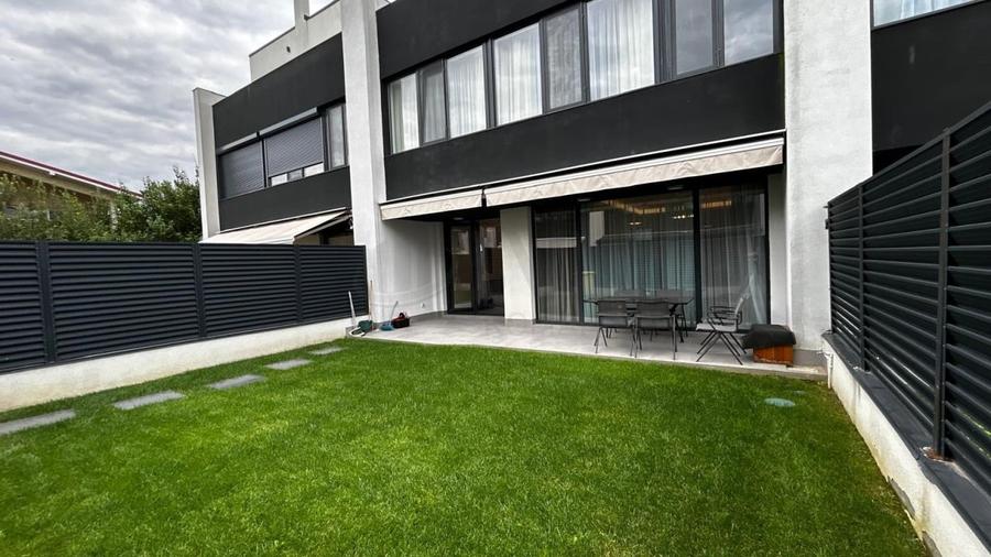 Casă individuală cu 5 camere cu Teren 260 Mp în Iancu Nicolae