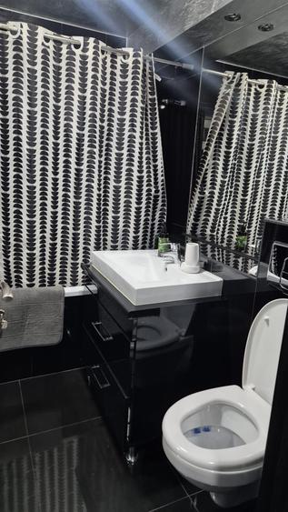 Apartament cu 3 camere decomandat în Lăpuș