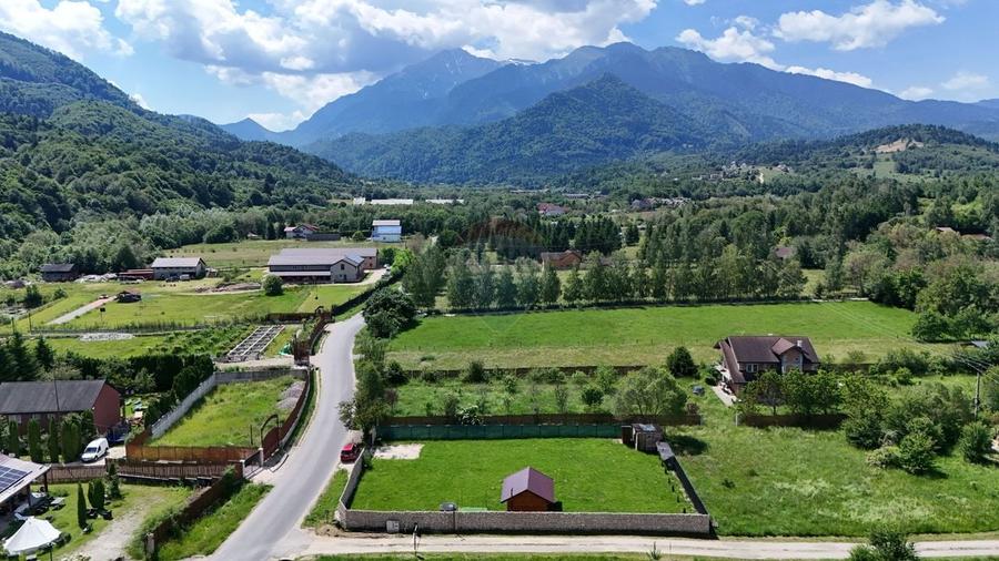 Teren Construcții intravilan de 1000 mp, în Glăjărie