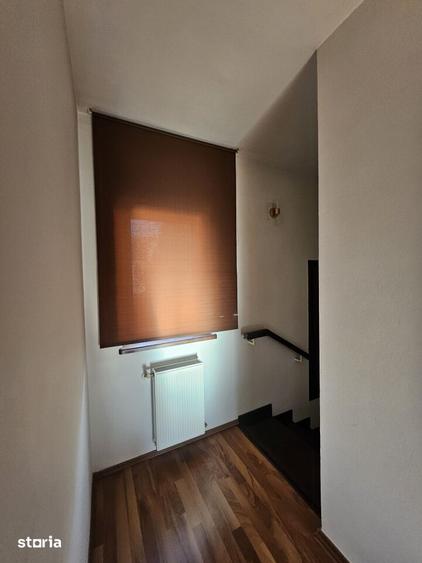 Casă cu 3 camere cu Teren 200 Mp în Central