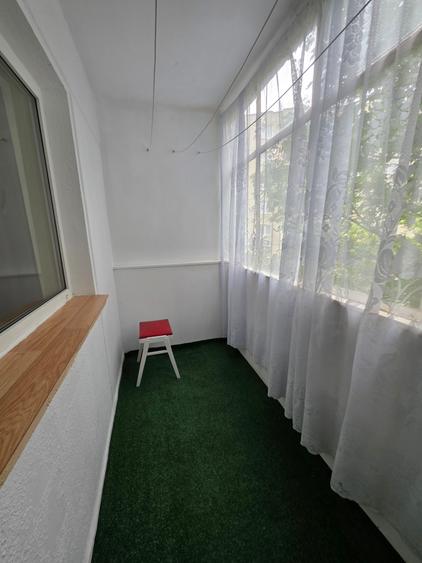 Apartament cu 2 camere decomandat în Lacul Tei