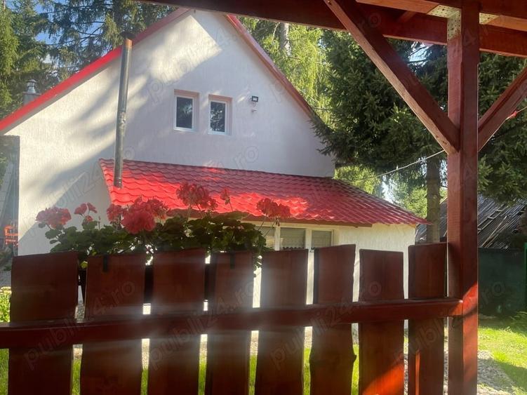 Casă cu 4 camere în Sântimbru