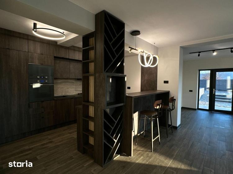 Casă cu 4 camere cu Teren 400 Mp în Vlădești