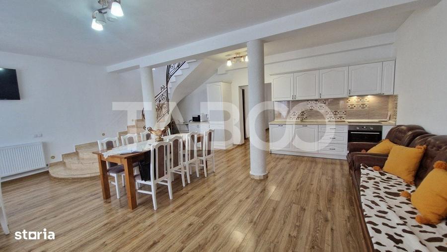 Casă cu 4 camere decomandat cu Teren 800 Mp în Gura Râului