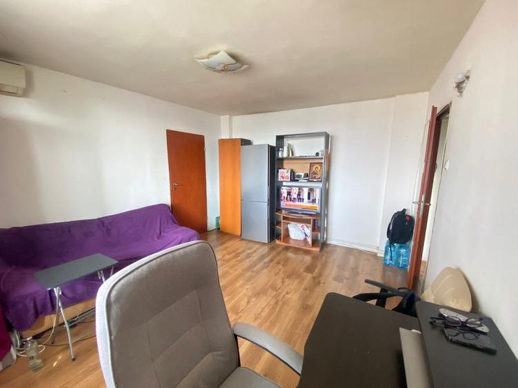 Apartament cu 2 camere semidecomandat, mobilat în Grivița