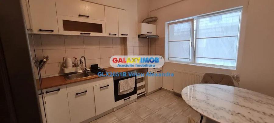 Apartament cu 2 camere decomandat în Berceni