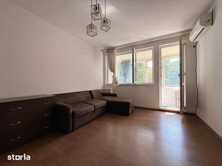 Apartament cu 2 camere semidecomandat în 1 Mai