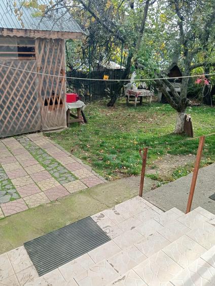Casă cu 6 camere cu Canalizare în Tărtășești