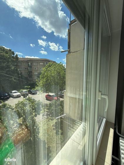 Apartament cu 3 camere decomandat în Decebal