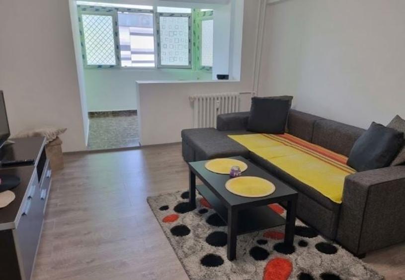 Apartament cu 2 camere decomandat, mobilat în Iancului