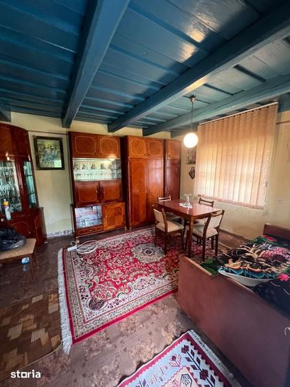 Casă cu 3 camere cu Teren 2200 Mp în Geaca