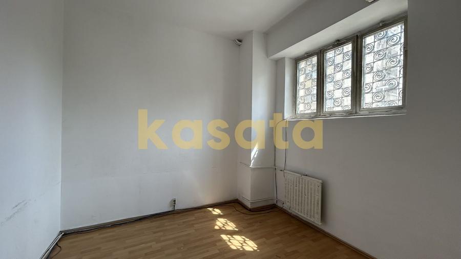 Spațiu comercial, de 500 mp, în Libertății