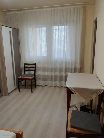 Garsonieră decomandată în Micălaca