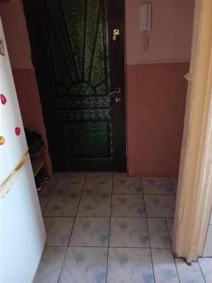 Apartament cu 2 camere semidecomandat în Obor
