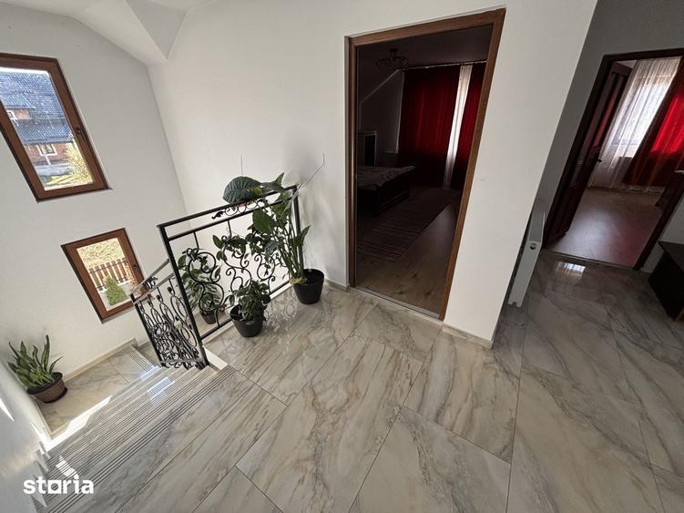 Casă cu Teren 1100 Mp în Gilău