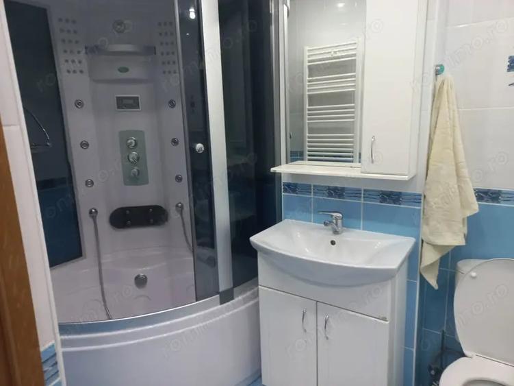 Apartament cu 2 camere semidecomandat în Titulescu