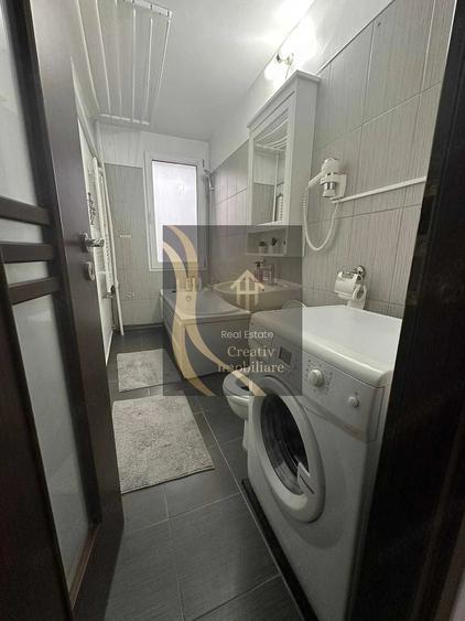 Garsonieră decomandată în Apusului