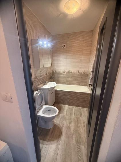 Inchiriez apartament 2 camere - 3