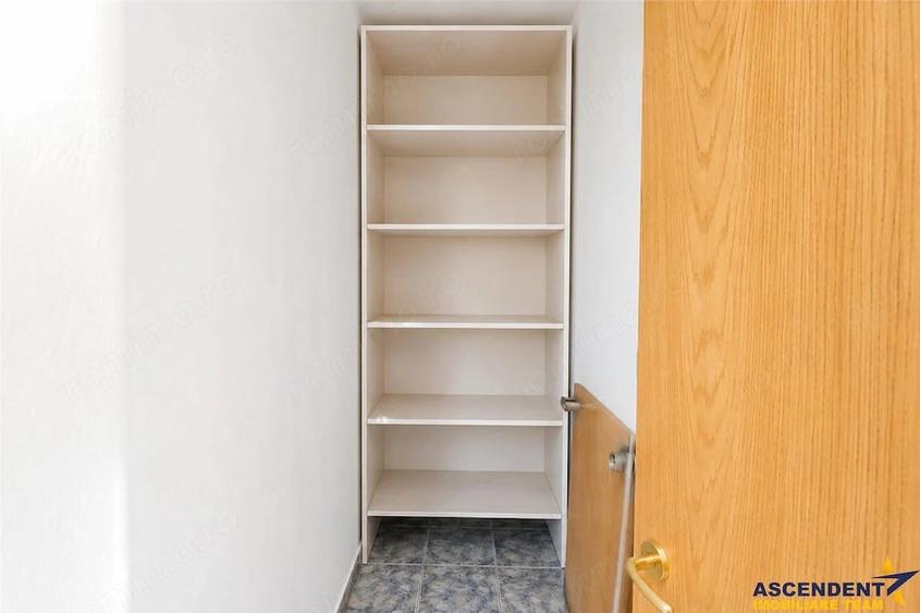 Apartament cu 2 camere decomandat în Est