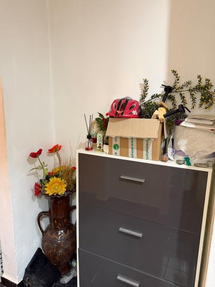 Apartament cu 3 camere în Aradului