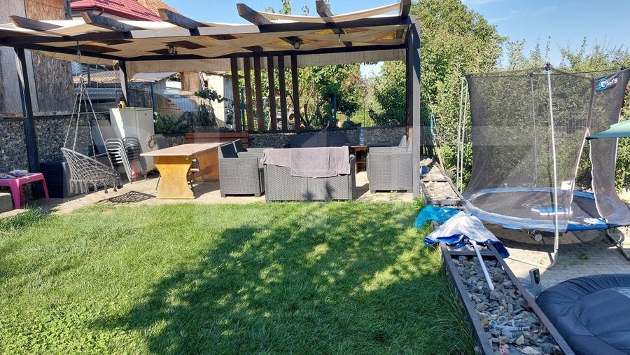 Casă individuală cu 2 camere cu Canalizare în Dâmbul Rotund