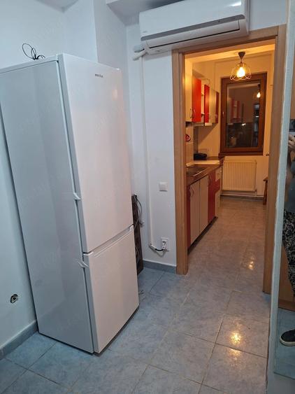 Apartament cu 2 camere decomandat în Gară