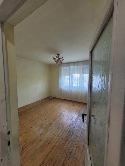 Apartament cu 2 camere decomandat în Aștileu