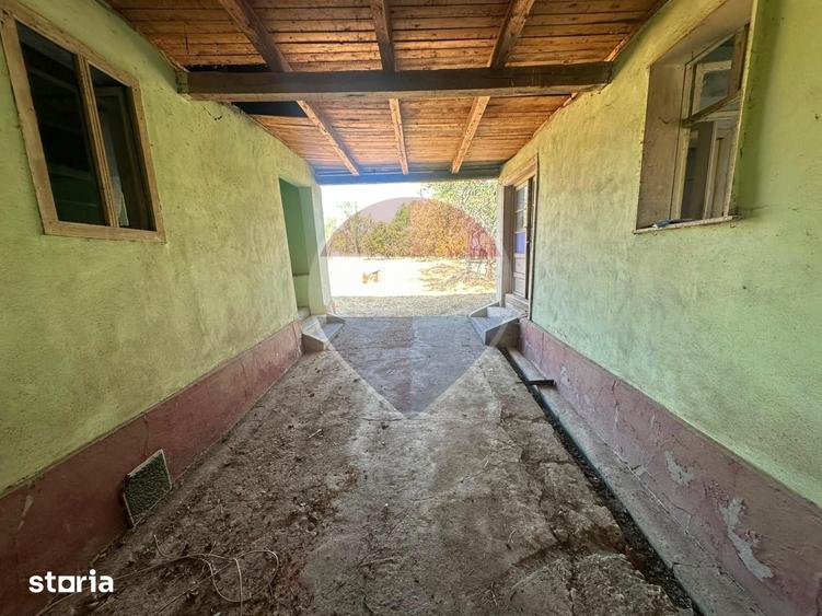 Casă cu 3 camere cu Teren 1151 Mp în Căpâlna