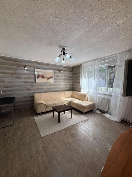 Apartament cu 2 camere decomandat, mobilat în Elisabetin