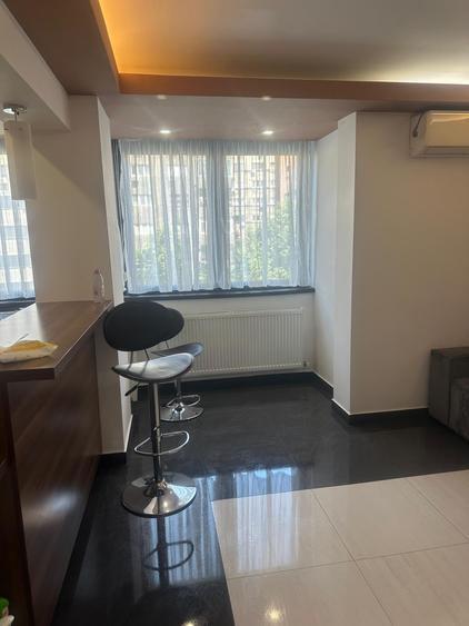 UNIVERSITATE, BD. N. BALCESCU LANGA METROU, AP 2 CAM, ACUM RENOVAT, MOBILIER NOU - 6