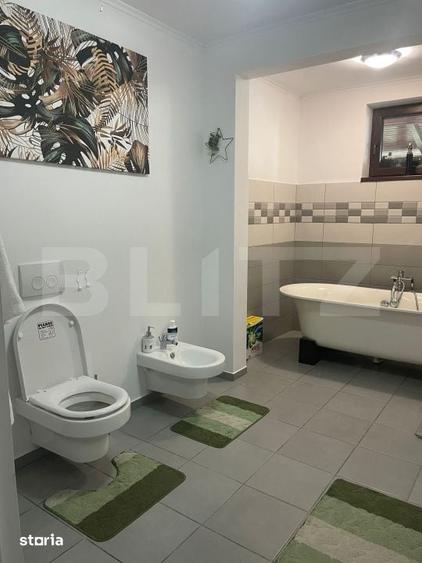 Casă cu 4 camere cu Teren 1105 Mp în Central