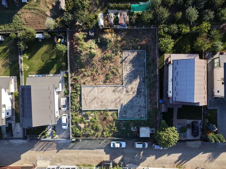 Teren Construcții intravilan de 1000 mp, în Valea Adâncă