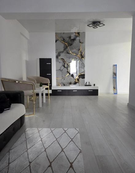 Apartament cu 2 camere decomandat în Apărătorii Patriei