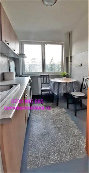 Apartament cu 2 camere semidecomandat în Gorjului